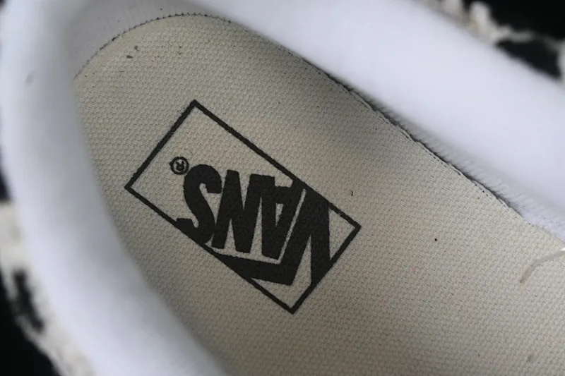 All categories Vans Vans series Vans Low Vans low-top Vans Caldrone Vans official American retro casual skateboard shoes VN0A5JM2BA21